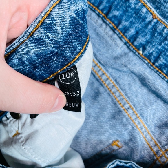 Neuw Sister Ray Distressed Denim Women's 10R - Picture 3 of 7